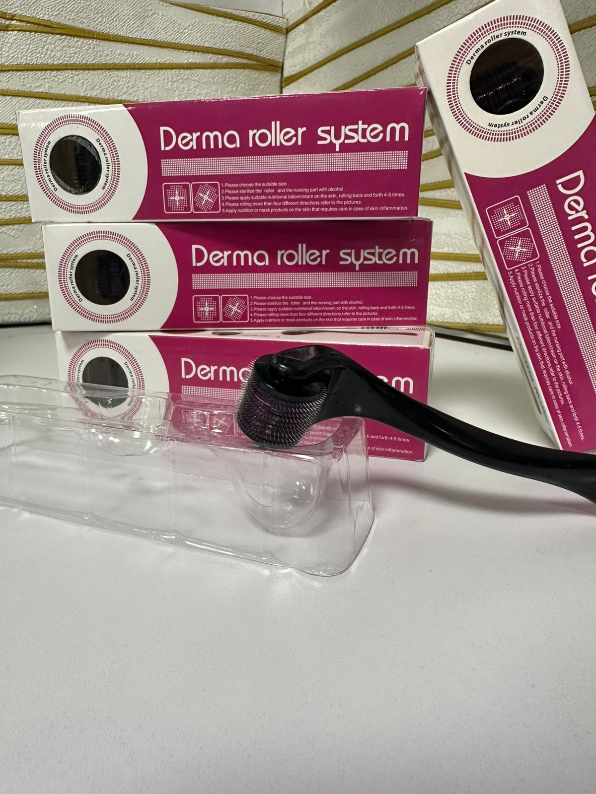 Derma Roller 540 Microagujas | Estimula Colágeno y Regenera tu Piel